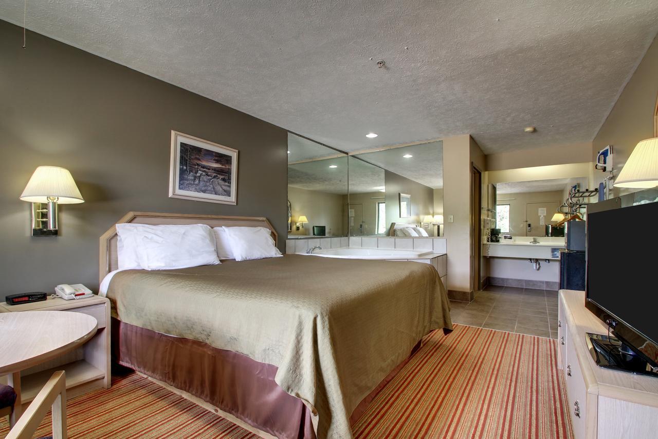 Oak Tree Inn Durant Екстериор снимка